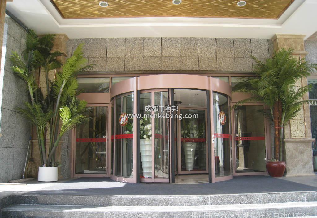 旋轉(zhuǎn)門與疏散門概念,旋轉(zhuǎn)門是否可以作為疏散門嗎 旋轉(zhuǎn)門與疏散門概念,旋轉(zhuǎn)門是否可以作為疏散門嗎